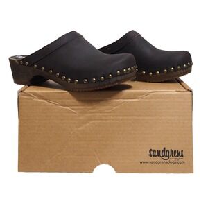 Sandgrens Athens Studded Clog Mule Size 39 Fudge Color Brand New